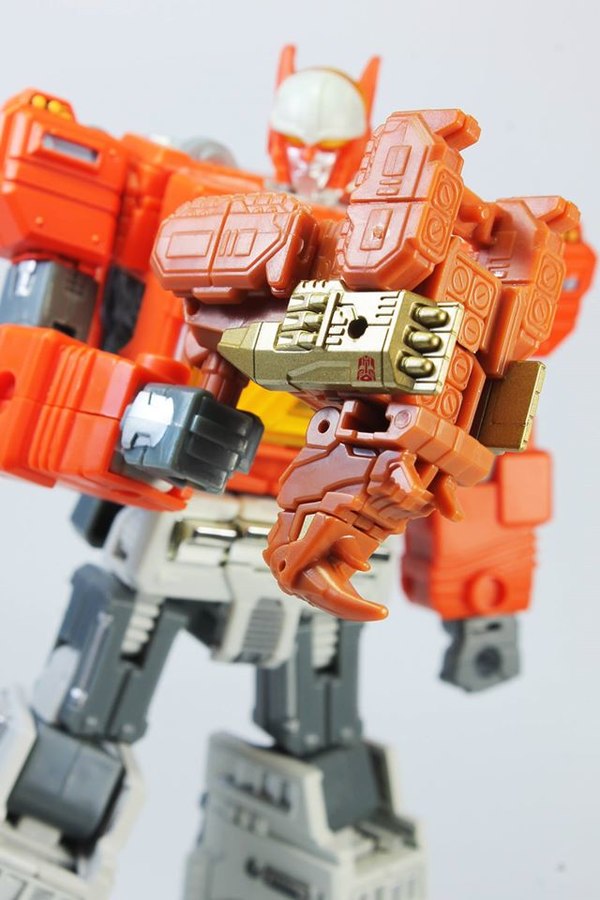 Titans Return Titan Master Ramhorn Out Of Package Photos 06 (6 of 14)